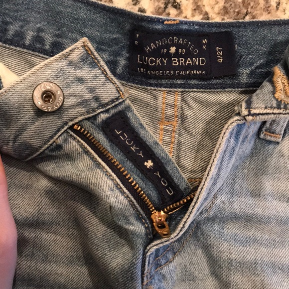 Lucky Brand shorts - Picture 2 of 3
